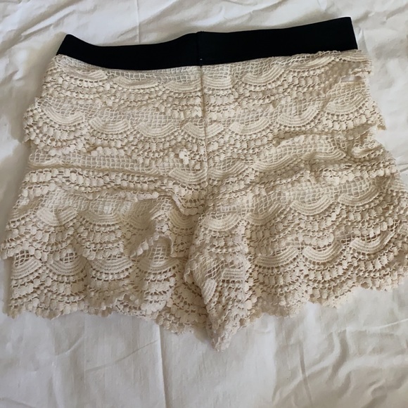Skort - Picture 2 of 3